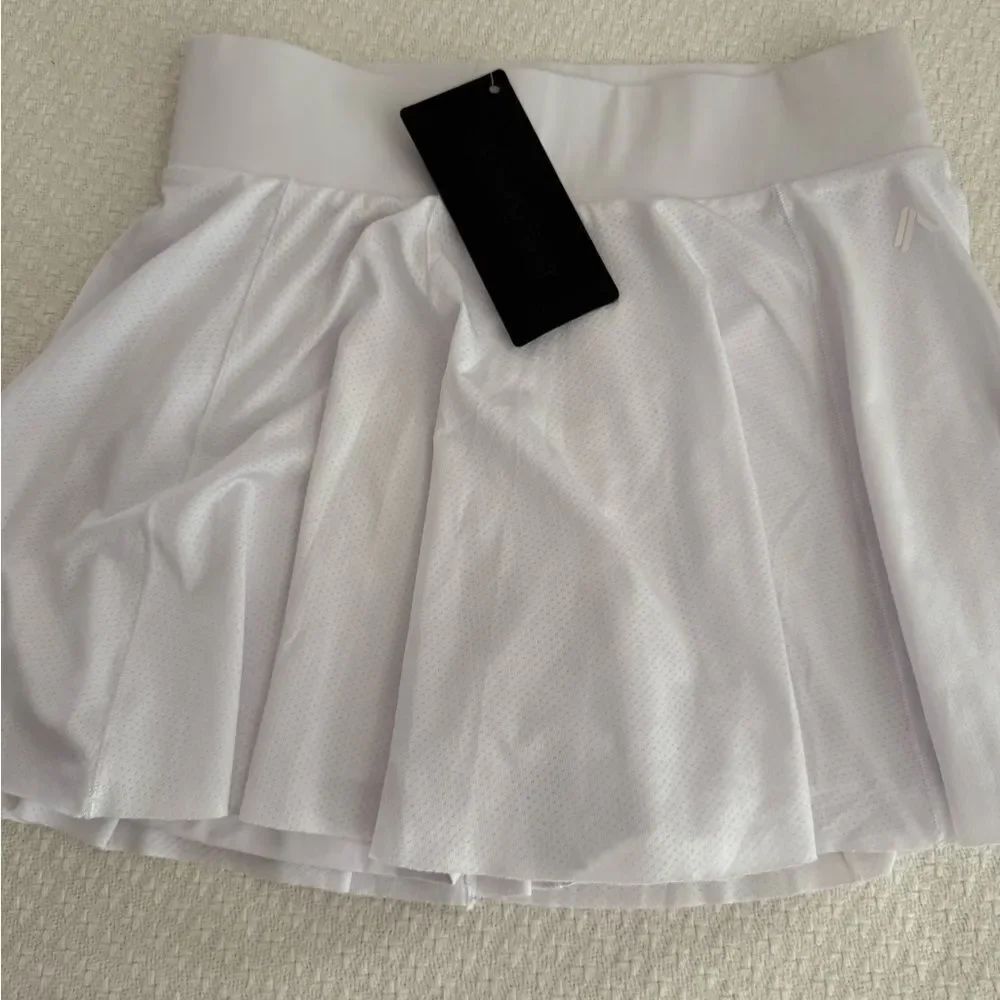 Alphalete White Tennis Athletic Skirt - Picture 4 of 8
